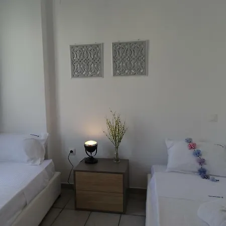 Holiday home Santoriviera House